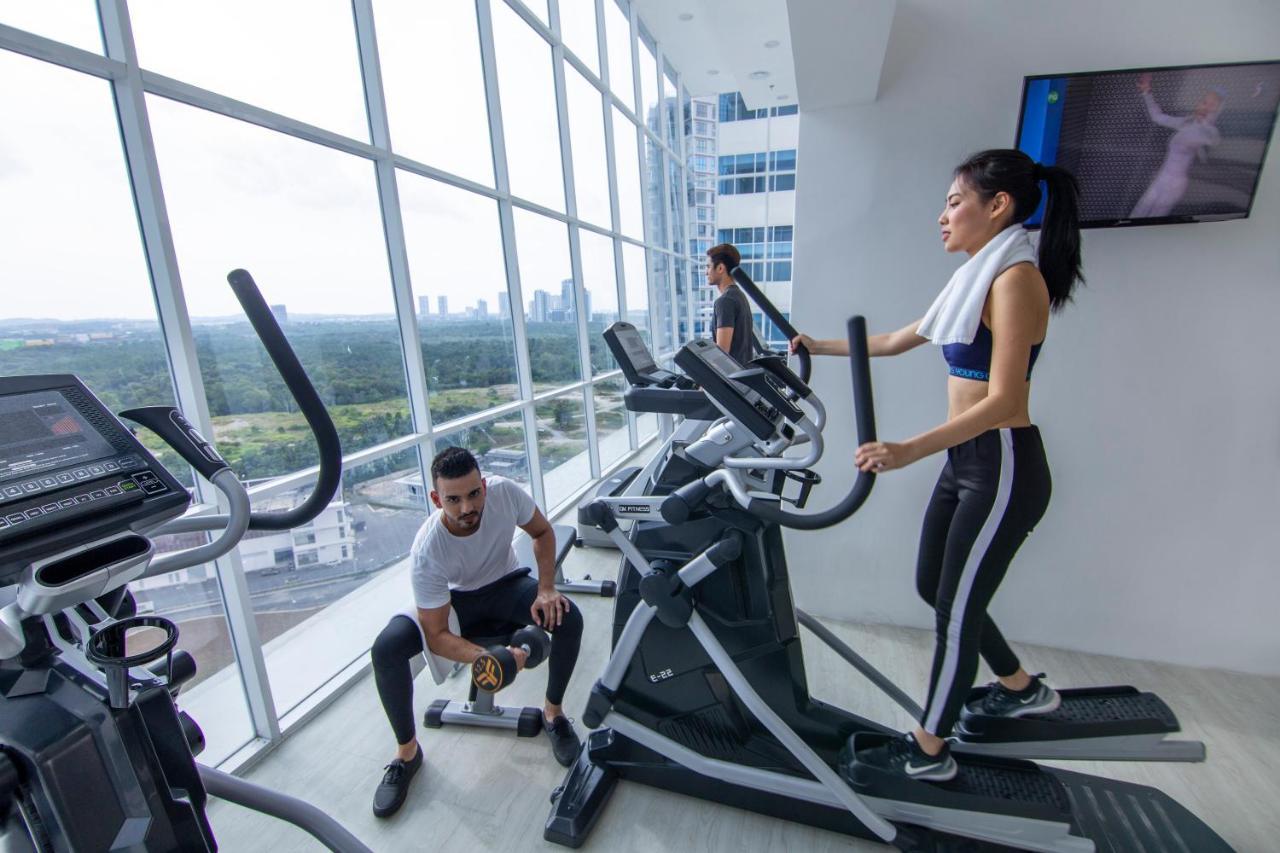 فندق فريزر بليس بوتري هاربر نوساجايا المظهر الخارجي الصورة Elliptical cross trainer